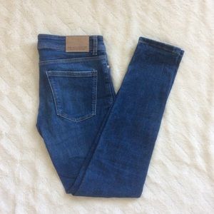 ✨SALE✨ Zara Skinny Mid-rise Jean